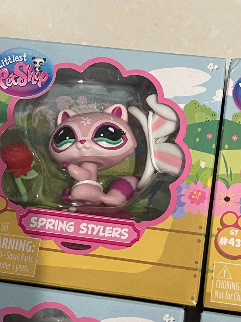Littlest Pet Shop Spring Stylers Assorted Pets - Purple, Pink, White, Black